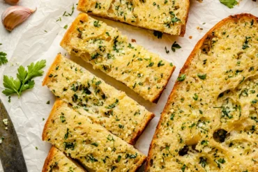 Garlic-Bread-4